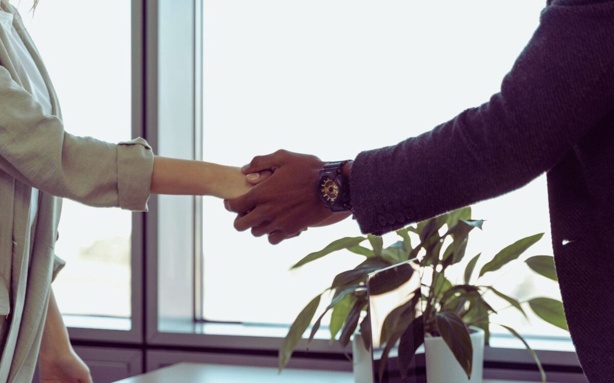 採用ブランディングを軸に内定承諾率を高めるには